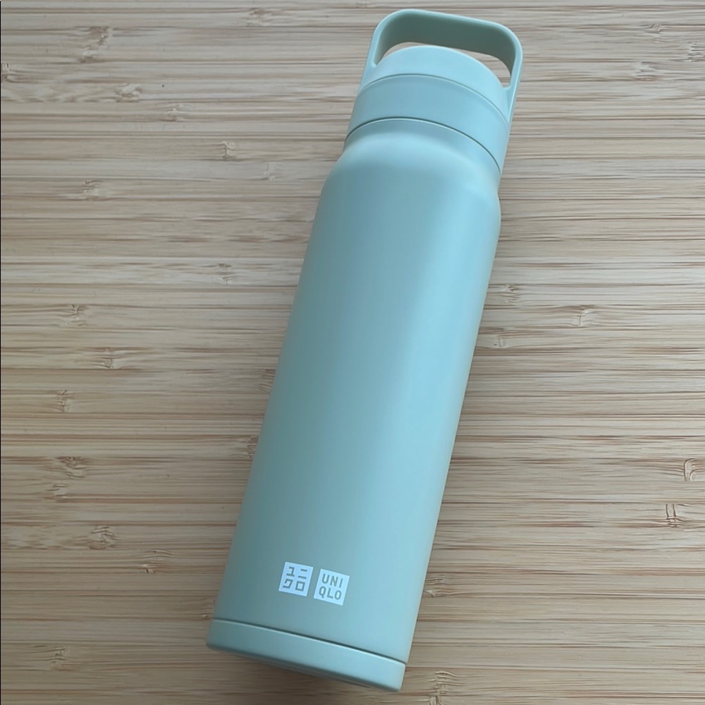 Uniqlo Mint Green Water Bottle